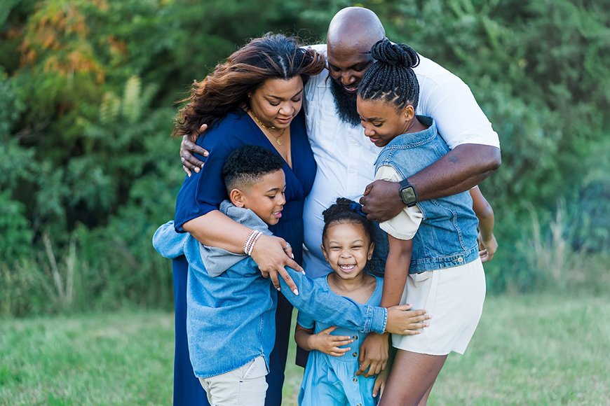 10 Stylish Family Photo Shoot Outfit Ideas for a Picture-Perfect Session