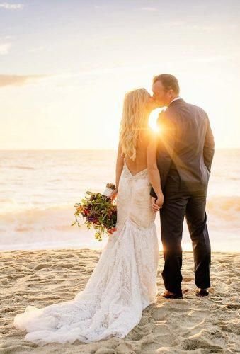 Capturing Eternal Love: Beach Wedding Photography Tips and Inspiration