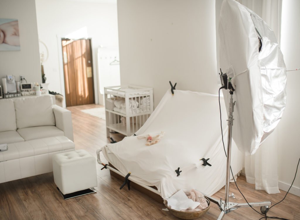 Essential Newborn Photography Equipment: Must-Haves for Stunning Baby Portraits