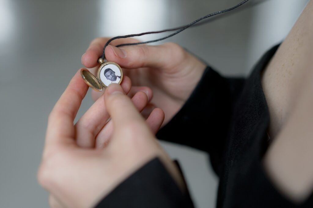 How to Print a Photo Perfectly for Your Locket: A Step-by-Step Guide