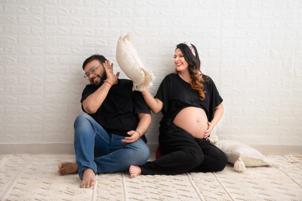 Stylish and Comfy: Maternity Photo Shoot Clothing Ideas for Stunning Photos
