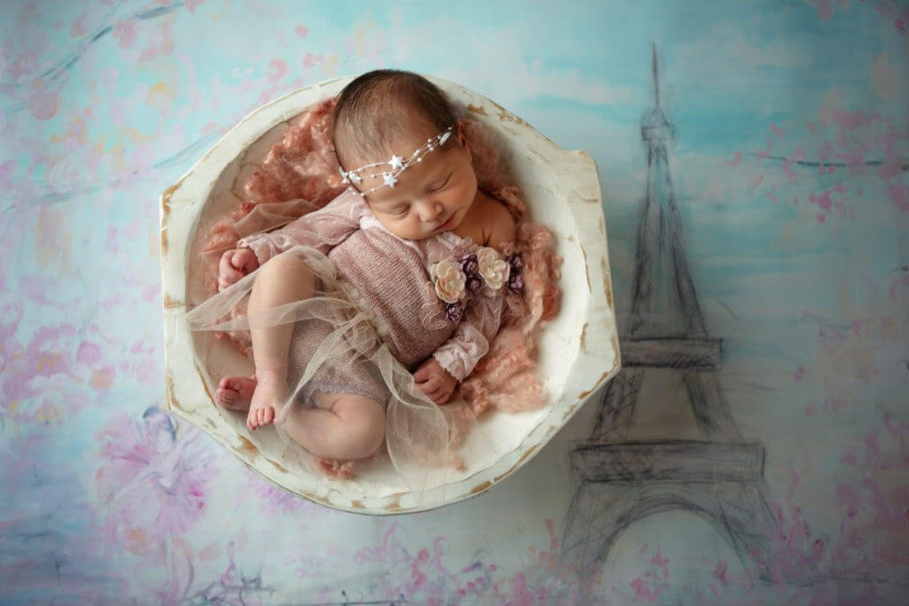 The Art of Capturing Elegance: Luxury Newborn Photography Tips and Inspiration